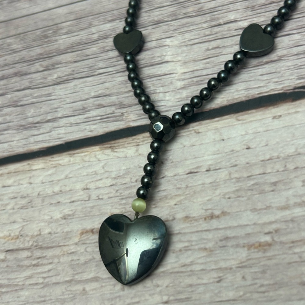 Black Heart Beaded Necklace E1000